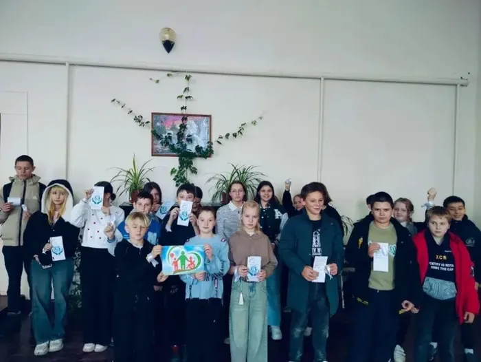 Латоновская библиотека Участники акции Белая ленточка