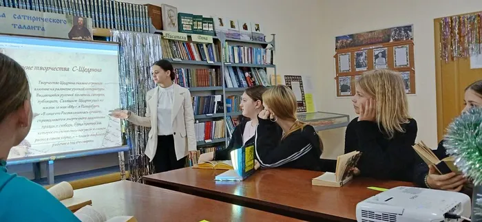 Участники литературного квеста в Малокирсановской библиотеке