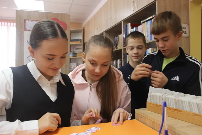 Читатели записывают слова признания своим мамам