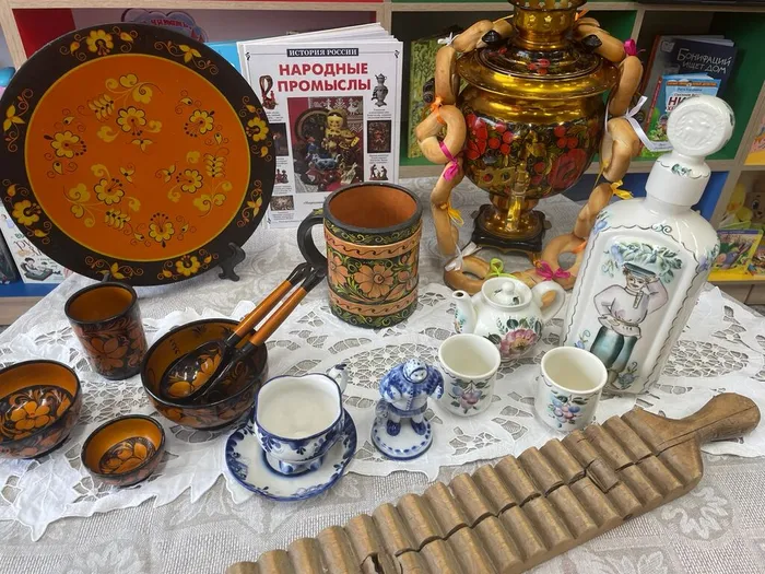 Выставка Народные промыслы