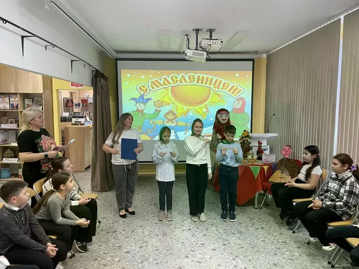 Дети поют частушки (1)