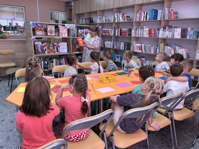 знакомство с книжной выставкой