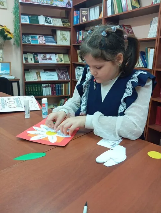 Ряженская библиотека. Цветок для мамы