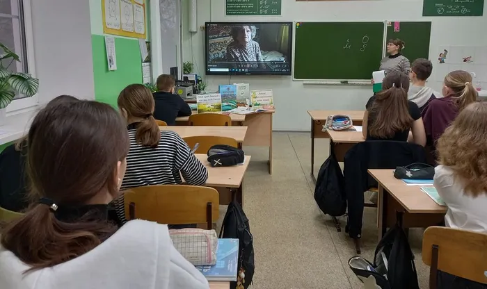 Старшеклассники с интересом слушали рассказы о трудных моментах в жизни Виктории Александровны