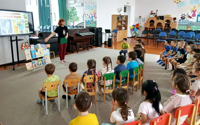 Библиотекарь проводит викторину (1)