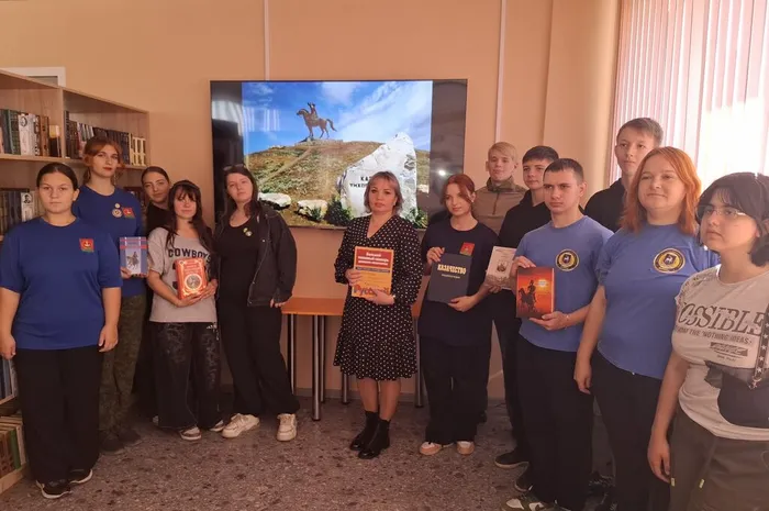 Общее фото участников