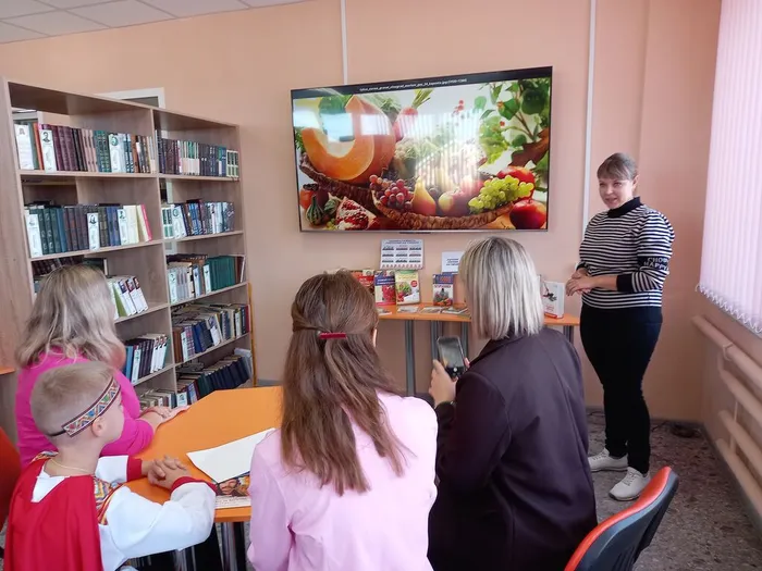 Прошел познавательный час под названием «Овощное изобилие»